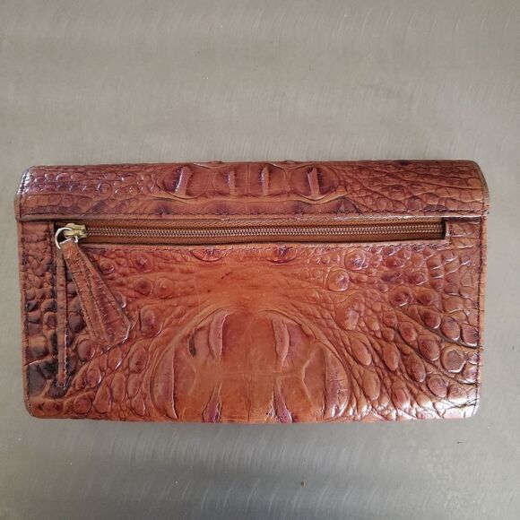 Brahmin Pecan Brown Leather Alligator Croc Embossed Bifold Wallet Zip Pockets - Picture 2 of 13
